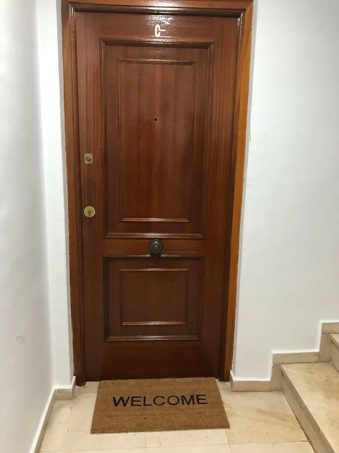 Albi B&B ネルハ アパート